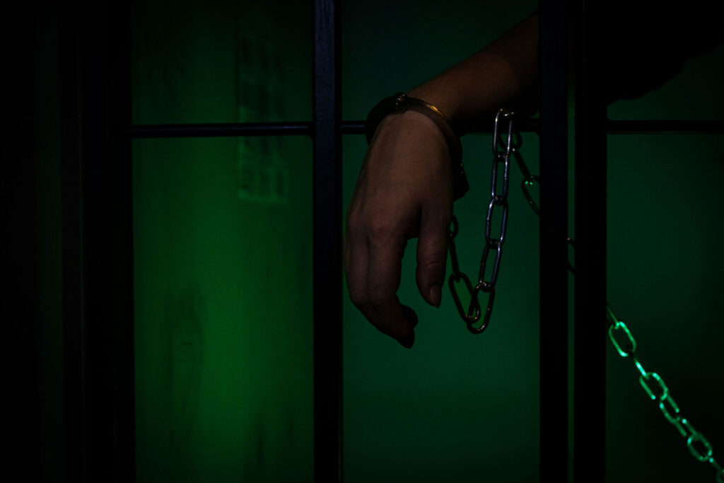 AXN Prison Robbery